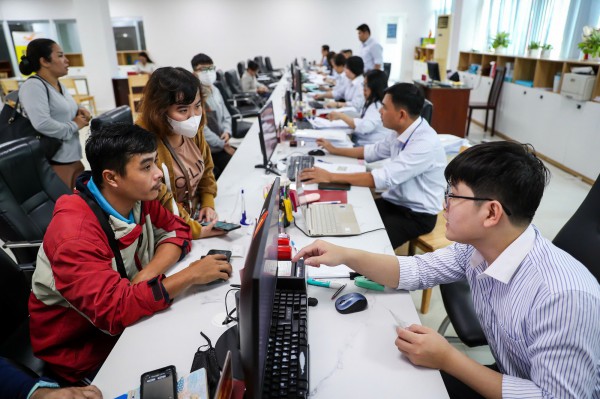 Vì sao không phải xã nào ở TP.HCM cũng được chứng thực nhà đất?