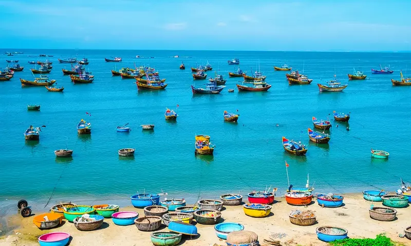 Du lịch biển tăng tốc đón làn sóng khách trú đông- Ảnh 1. Du lịch biển tăng tốc đón làn sóng khách trú đông- Ảnh 1.