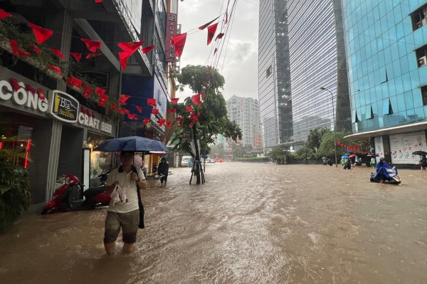 'Hà Nội cần điều chỉnh ngay dự án thoát nước mặt đường'