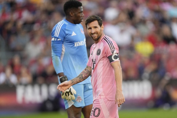 Messi chơi không tồi, Suarez lập cú đúp nhưng Inter Miami vẫn thất bại: Còn trông chờ vào MLS Cup