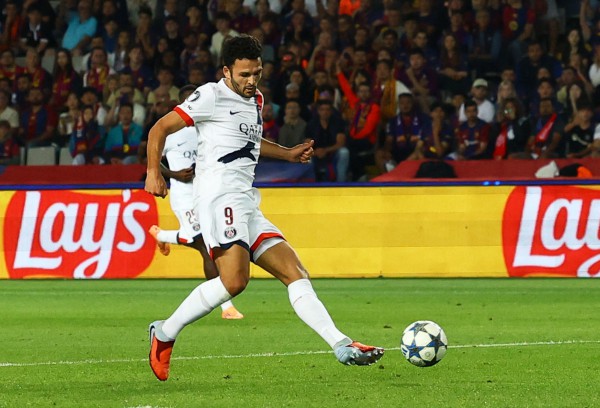 Barca thua ngược đau đớn PSG đúng phút 90: Yamal ‘hết phép’, De Jong may mắn thoát thẻ đỏ