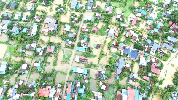 Hơn 4.000 nhà dân ở Thanh Hóa đang bị ngập sâu trong lũ