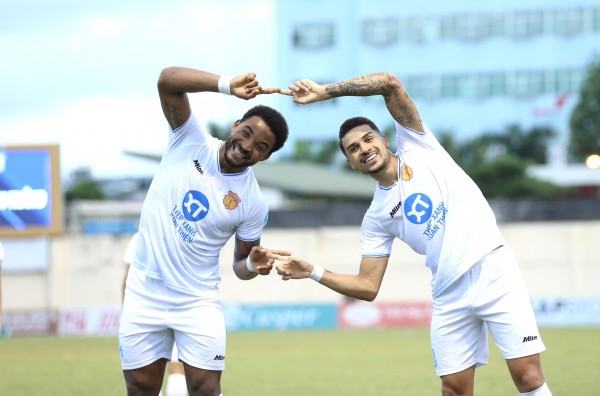 HLV Harry Kewell gọi, Đỗ Hoàng Hên trả lời: Ra mắt đội tuyển Việt Nam cùng Xuân Son? HLV Harry Kewell gọi, Đỗ Hoàng Hên trả lời: Ra mắt đội tuyển Việt Nam cùng Xuân Son?