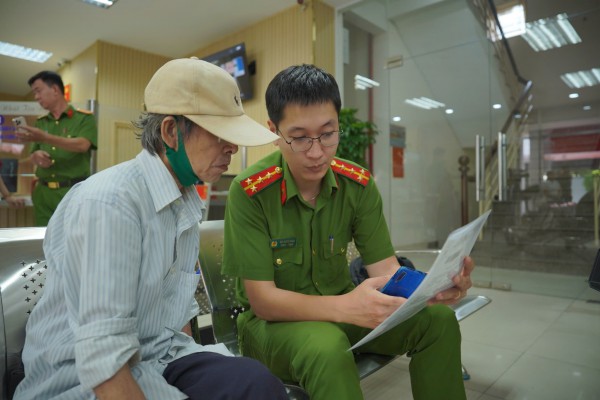TP.HCM đồng loạt ra mắt 20 bộ phận một cửa tại công an cấp xã