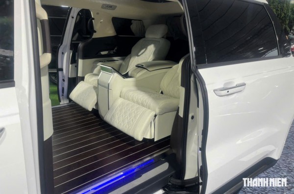KIA Carnival 2025 thêm bản 'xe chủ tịch' 4 chỗ ngồi, có vách ngăn với khoang lái KIA Carnival 2025 thêm bản 'xe chủ tịch' 4 chỗ ngồi, có vách ngăn với khoang lái