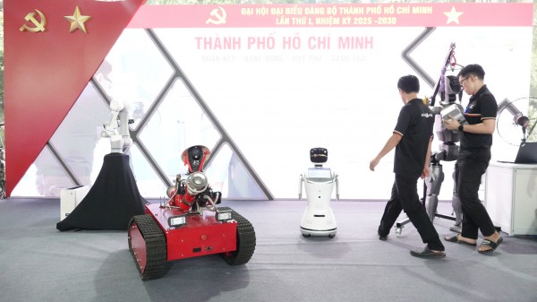 Triển lãm thiết bị công nghệ chiến lược tại Đại hội Đảng bộ TP.HCM