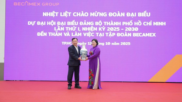 Chủ tịch Tập đoàn Becamex mong được tiếp tục đóng góp vào sự phát triển của TP.HCM