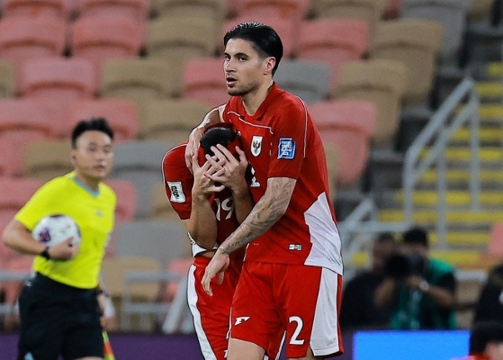 cau-thu-indonesia-khoc-nac-vi-truot-world-cup-chu-tich-pssi-chua-xot-chung-toi-xin-loi