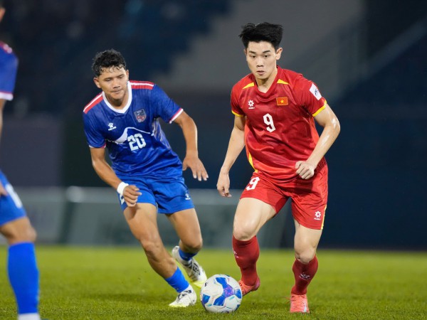 Đội tuyển Việt Nam thay 'áo' mới: Đá thật hay để thẳng tiến Asian Cup Đội tuyển Việt Nam thay 'áo' mới: Đá thật hay để thẳng tiến Asian Cup
