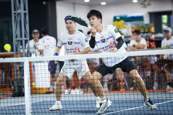 Báo Thanh Niên sẽ trao 400 triệu đồng tại giải pickleball Cùng con đi tiếp cuộc đời - tranh cúp PASSION002 Báo Thanh Niên sẽ trao 400 triệu đồng tại giải pickleball Cùng con đi tiếp cuộc đời - tranh cúp PASSION002