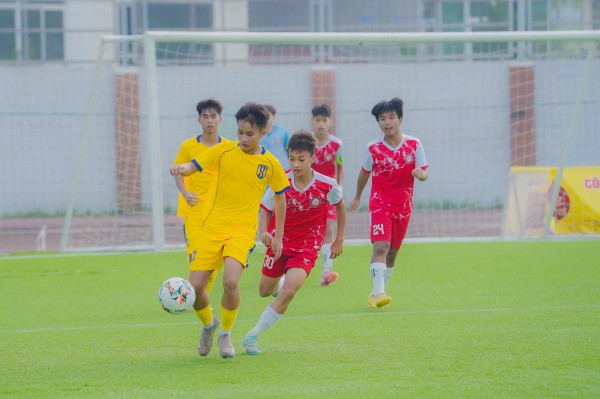 Lần đầu tiên bóng đá trẻ Việt Nam có giải 'mini V-League' Lần đầu tiên bóng đá trẻ Việt Nam có giải 'mini V-League'