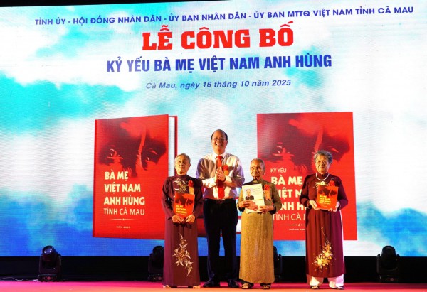 Cà Mau khánh thành 11 công trình với tổng vốn đầu tư hơn 2.400 tỉ đồng Cà Mau khánh thành 11 công trình với tổng vốn đầu tư hơn 2.400 tỉ đồng