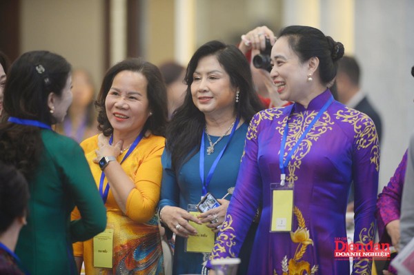 Doanh nhân Nữ vươn tầm trong kỷ nguyên mới