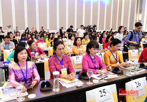 Doanh nhân Nữ vươn tầm trong kỷ nguyên mới