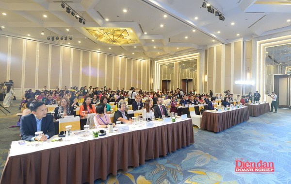 Doanh nhân Nữ vươn tầm trong kỷ nguyên mới