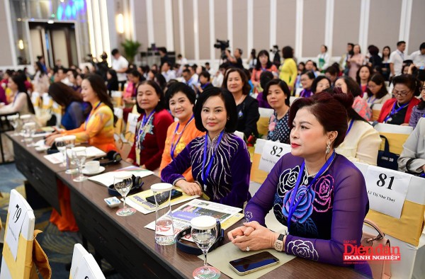 Doanh nhân Nữ vươn tầm trong kỷ nguyên mới