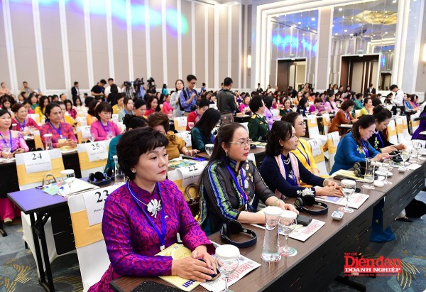 Doanh nhân Nữ vươn tầm trong kỷ nguyên mới