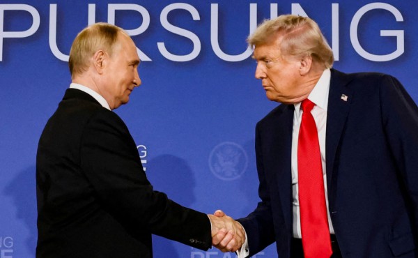 Ông Trump không muốn ‘phí thời gian’, thượng đỉnh Nga - Mỹ có thể bị hoãn? Ông Trump không muốn ‘phí thời gian’, thượng đỉnh Nga - Mỹ có thể bị hoãn?