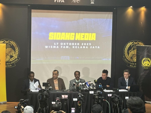 Chuyên gia Malaysia: ‘FAM như nhân viên làm việc vặt, FIFA chắc chắn không thay đổi án phạt’ Chuyên gia Malaysia: ‘FAM như nhân viên làm việc vặt, FIFA chắc chắn không thay đổi án phạt’