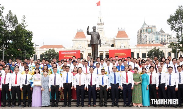 Xây nền móng siêu đô thị TP.HCM từ điển hình dân vận khéo Xây nền móng siêu đô thị TP.HCM từ điển hình dân vận khéo