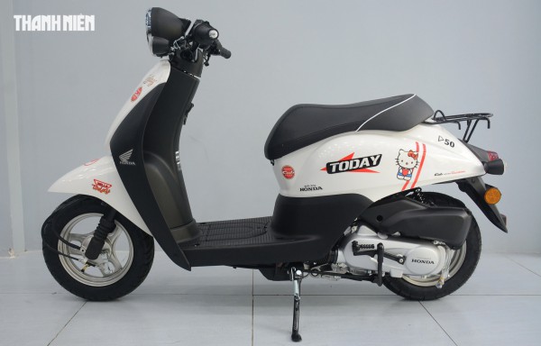 Xe tay ga tiết kiệm xăng Honda Today 50 về Việt Nam 20 chiếc