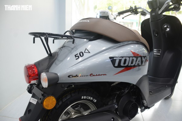 Xe tay ga tiết kiệm xăng Honda Today 50 về Việt Nam 20 chiếc
