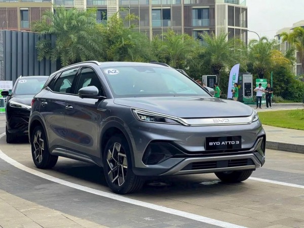 BYD mang đến cơ hội sở hữu xe công nghệ xanh với ưu đãi hấp dẫn BYD mang đến cơ hội sở hữu xe công nghệ xanh với ưu đãi hấp dẫn