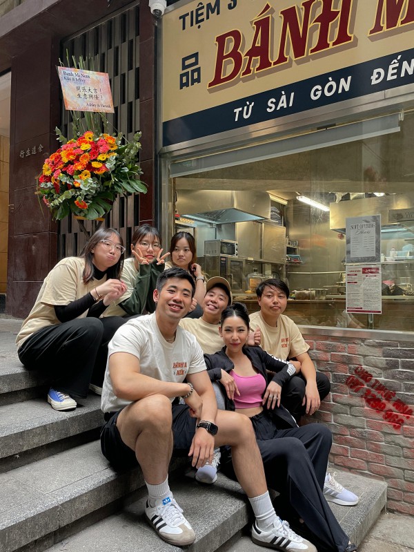 Người phụ nữ Việt làm nên kỳ tích: Tiệm bánh mì ở Hồng Kông được Michelin vinh danh Người phụ nữ Việt làm nên kỳ tích: Tiệm bánh mì ở Hồng Kông được Michelin vinh danh