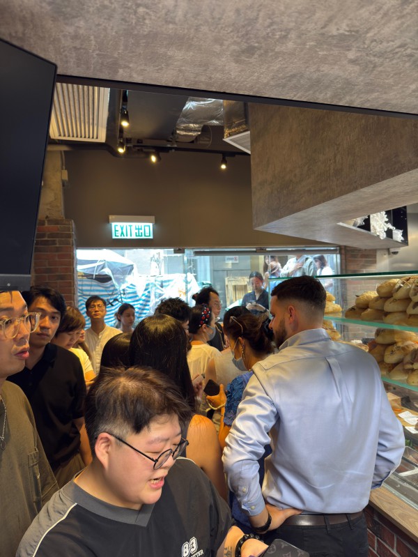 Người phụ nữ Việt làm nên kỳ tích: Tiệm bánh mì ở Hồng Kông được Michelin vinh danh Người phụ nữ Việt làm nên kỳ tích: Tiệm bánh mì ở Hồng Kông được Michelin vinh danh