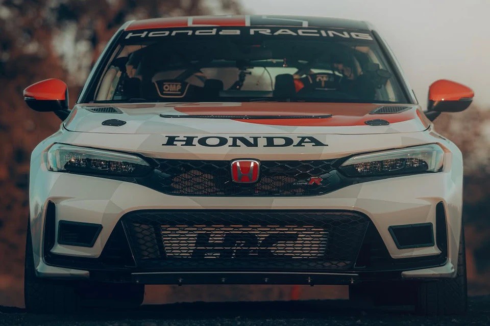 Honda nâng cấp xe Civic Type R để chạy các giải Rally Honda nâng cấp xe Civic Type R để chạy các giải Rally