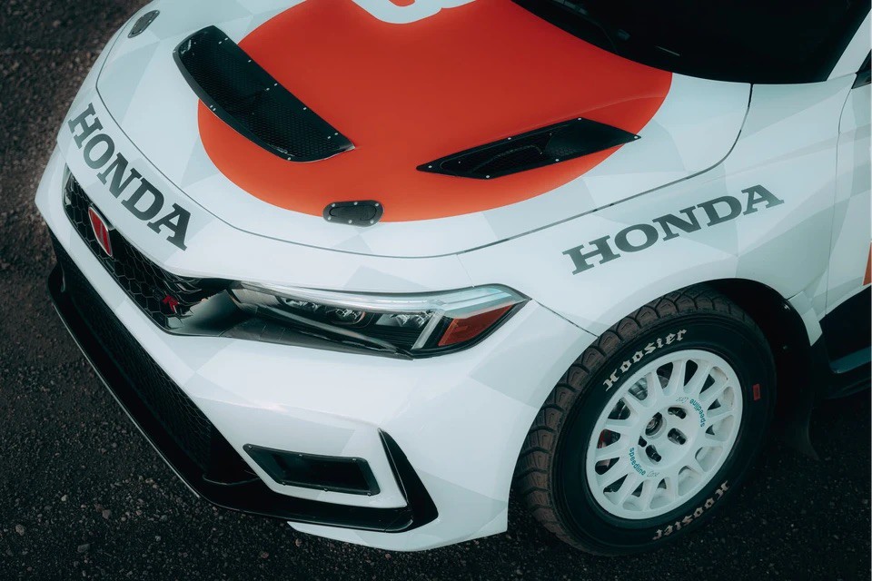 Honda nâng cấp xe Civic Type R để chạy các giải Rally Honda nâng cấp xe Civic Type R để chạy các giải Rally