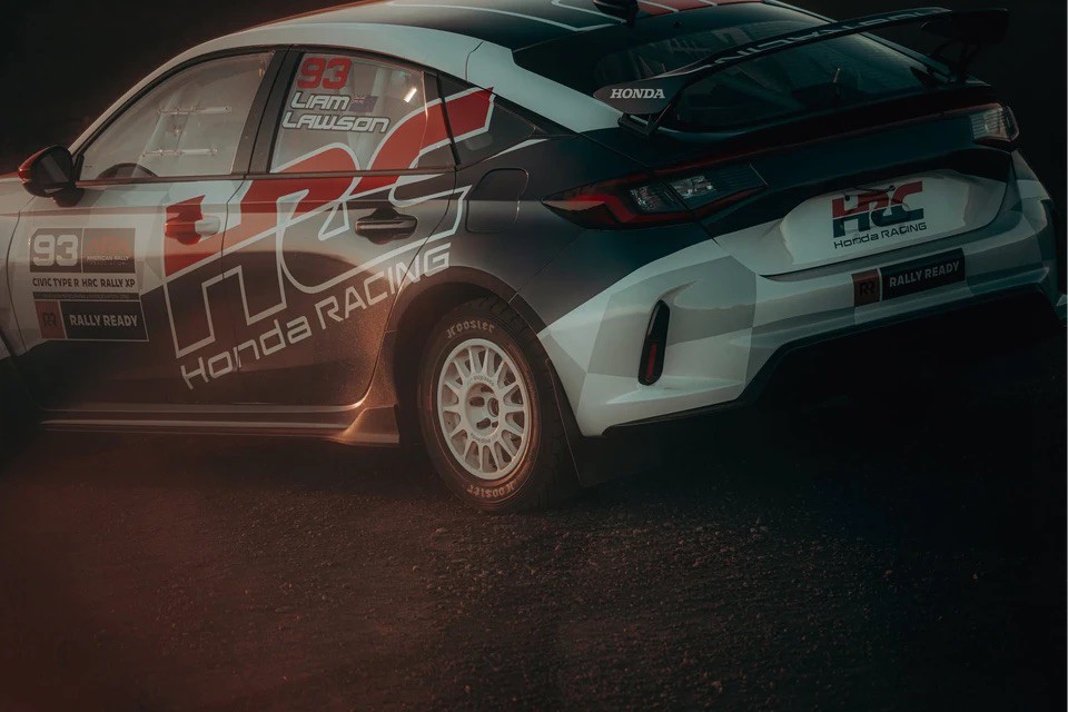 Honda nâng cấp xe Civic Type R để chạy các giải Rally Honda nâng cấp xe Civic Type R để chạy các giải Rally