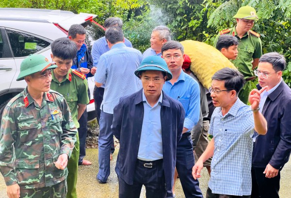 Nhiều ngôi làng ở vùng cao Đà Nẵng bị xóa sổ do sạt lở và lũ quét