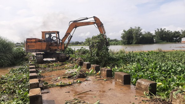 Gia Lai: Ngập lụt phía hạ lưu sông Kôn, nhiều trường học phải đóng cửa Gia Lai: Ngập lụt phía hạ lưu sông Kôn, nhiều trường học phải đóng cửa