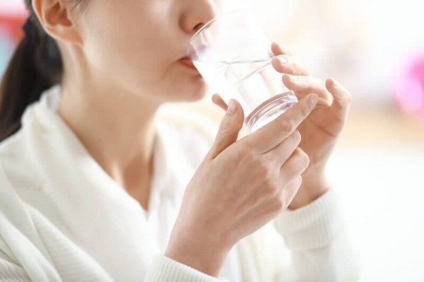 8 mẹo đơn giản bảo vệ da trước ánh sáng xanh