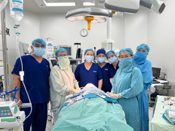 Cứu bé trai 5 tuổi bị chó béc giê cắn xé biến dạng khuôn mặt