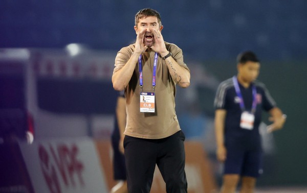 HLV Harry Kewell phản bác quan điểm chưa thật chuẩn chỉnh về CLB Hà Nội: Đội của tôi... HLV Harry Kewell phản bác quan điểm chưa thật chuẩn chỉnh về CLB Hà Nội: Đội của tôi...