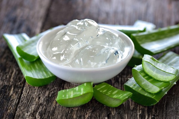 Làm đẹp từ gian bếp: Làn da ẩm mịn, căng mướt nhờ nha đam