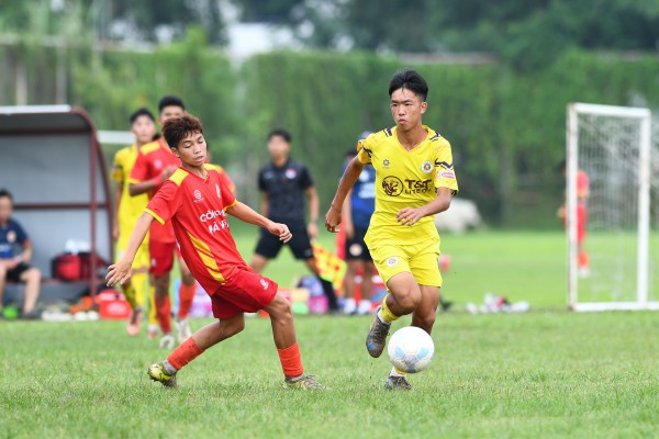 Lần đầu tiên bóng đá trẻ Việt Nam có giải 'mini V-League' Lần đầu tiên bóng đá trẻ Việt Nam có giải 'mini V-League'