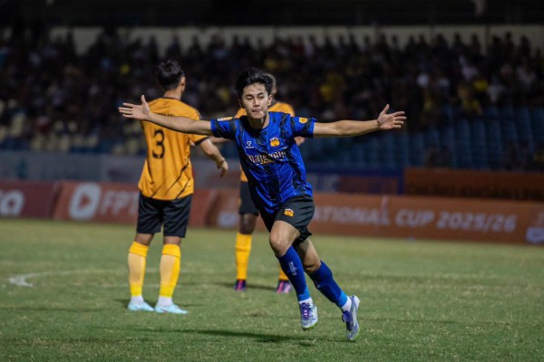 Lịch thi đấu V-League cực nóng hôm nay: SLNA vừa thay ‘tướng’, có thắng nổi HAGL đang khát điểm?