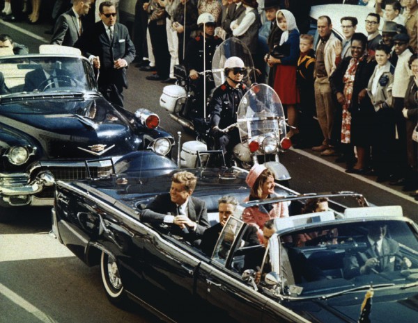 Nga chuyển Mỹ hồ sơ mật của Liên Xô liên quan vụ Tổng thống Kennedy bị ám sát Nga chuyển Mỹ hồ sơ mật của Liên Xô liên quan vụ Tổng thống Kennedy bị ám sát