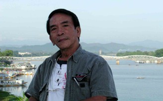 Nha-van-Hoang-Phu-Ngoc-Phan-Bao-nam-gop-nhat-tieng-cuoi-a.jpg