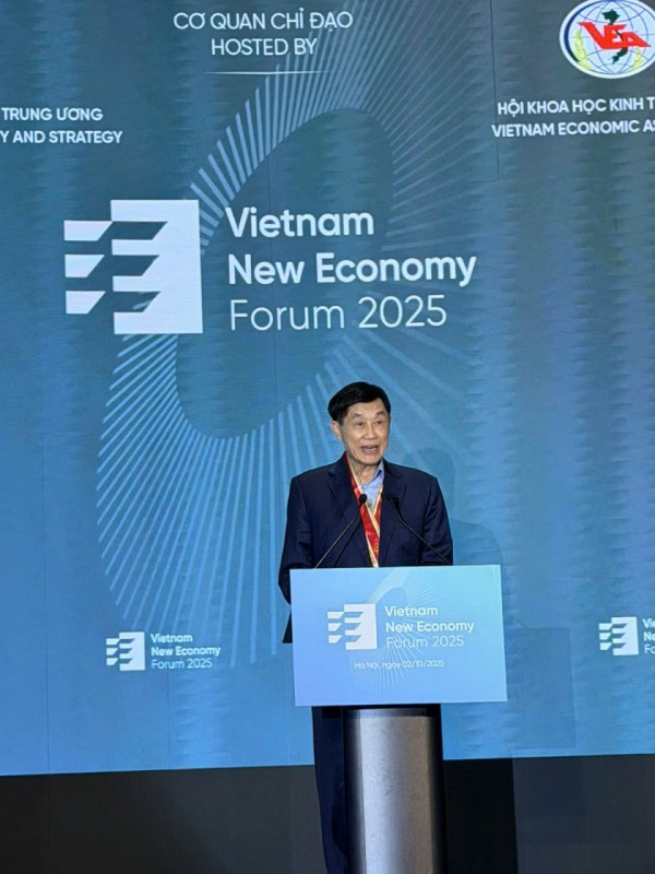 Ông Johnathan Hạnh Nguyễn được vinh danh top 10 Doanh nhân Việt Nam tiêu biểu