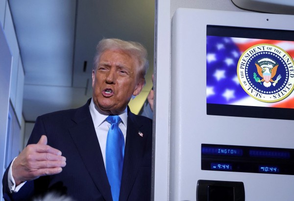 Ông Trump phát tín hiệu không tranh cử tổng thống nhiệm kỳ ba Ông Trump phát tín hiệu không tranh cử tổng thống nhiệm kỳ ba