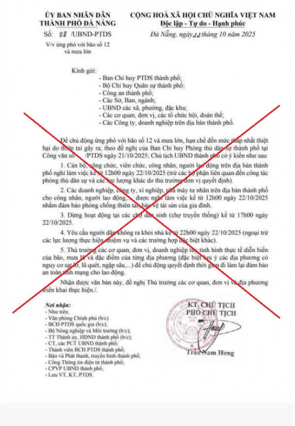 Phó chủ tịch UBND TP.Đà Nẵng bác bỏ thông tin cho nghỉ làm để ứng phó bão số 12 Phó chủ tịch UBND TP.Đà Nẵng bác bỏ thông tin cho nghỉ làm để ứng phó bão số 12