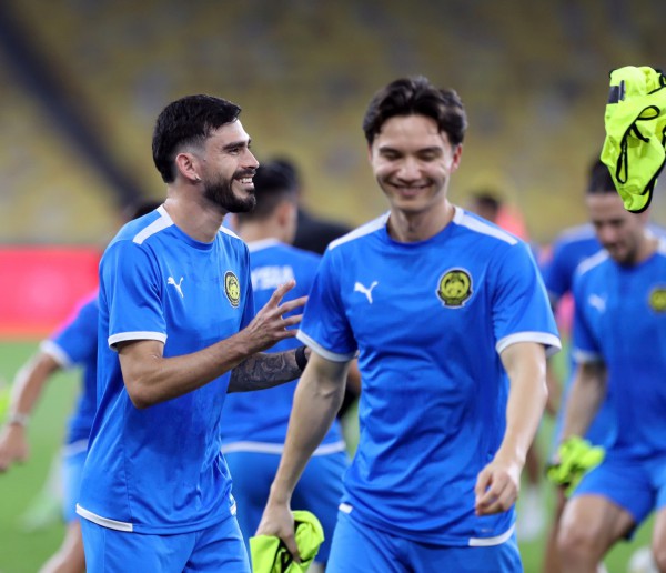 Reuters: Án phạt FIFA 'bóp nghẹt' tham vọng của Malaysia ở Asian Cup
