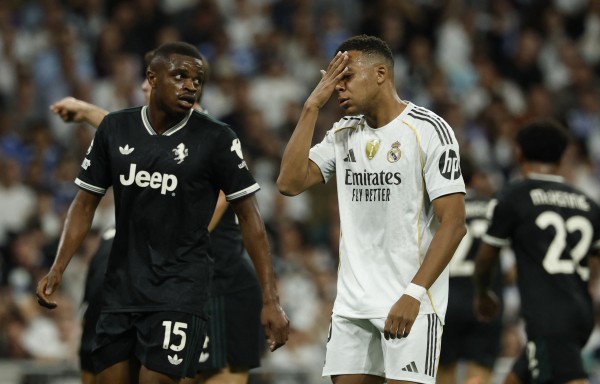 ‘Song sát’ Mbappe - Vinicius suýt phá hỏng ngày vui của Real Madrid, Liverpool thắng ấn tượng ‘Song sát’ Mbappe - Vinicius suýt phá hỏng ngày vui của Real Madrid, Liverpool thắng ấn tượng