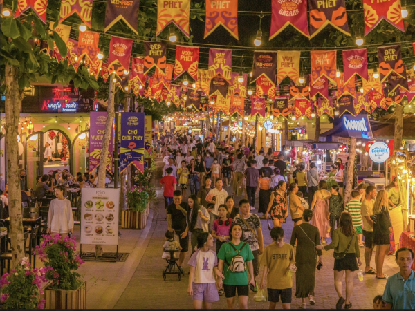 Thắp sáng những thủ phủ du lịch