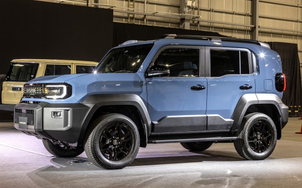 Toyota Land Cruiser FJ rộng đường về Việt Nam với giá mềm