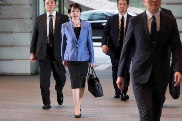 Túi xách nội địa Nhật Bản gây sốt nhờ nữ thủ tướng Túi xách nội địa Nhật Bản gây sốt nhờ nữ thủ tướng